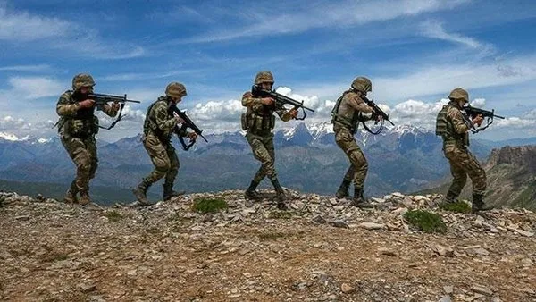 hatayda-bombali-eylem-hazirliginda-olan-2-supheli-yakalandi-1616071004276.jpg Hatay'da bombalı eylem hazırlığında olan 2 şüpheli yakalandı - 4