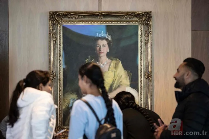 Bir devir kapandı: Kraliçe 2. Elizabeth öldü | 10 günlük yas süreci başladı! İngiltere’de yeni dönem: Kral Charles! Taç töreni ne zaman olacak?