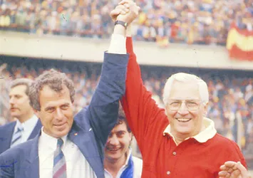 Galatasaray Derwall'i unutmadı