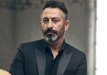 Cem Yılmaz'dan hırsızlık ihbarı!