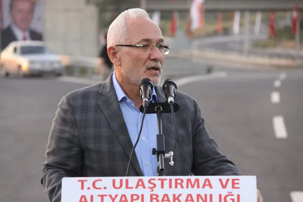 Eser siyasetinin yeni durağı İskenderun! 20 dakikalık yol 2 dakikaya düştü - 4