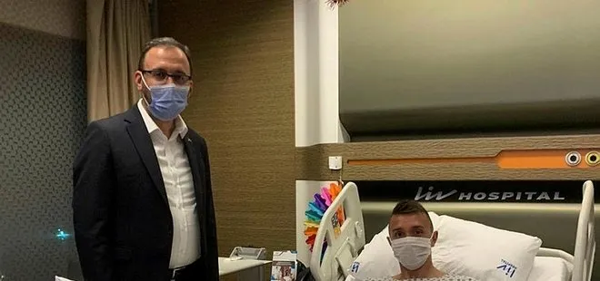 Son dakika: Bakan Mehmet Muharrem Kasapoğlu, Fernando Muslera’yı ziyaret etti