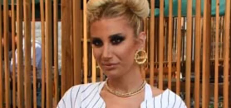 İrem Derici'den Barış Murat Yağcı'ya yanıt!