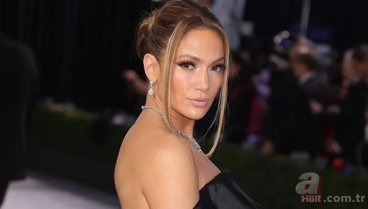 Jennifer Lopez makyajsız fotoğrafıyla sosyal medyayı salladı! Beğeni yağmuruna tutuldu...