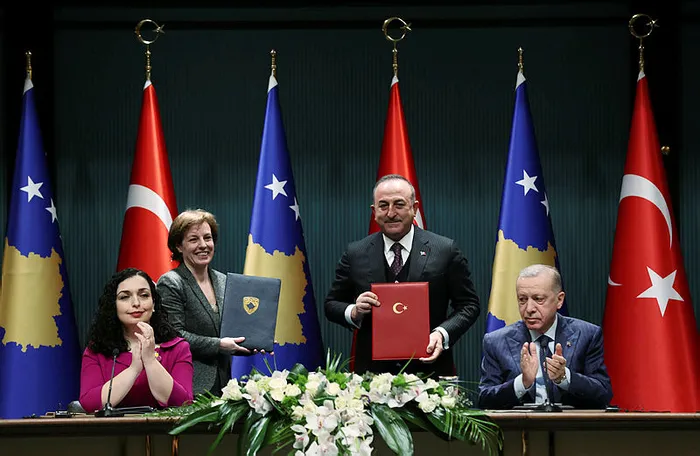 Başkan Erdoğan ve Kosova Cumhurbaşkanı Vjosa Osmani’den önemli açıklamalar! Flaş Rusya ve Ukrayna mesajı