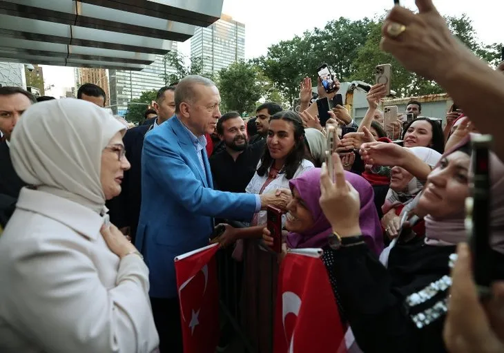 Başkan Erdoğan’a New York’ta sevgi seli! Türkevi’nde coşkuyla karşıladılar