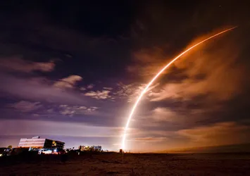 SpaceX uzaya 4 ton kargo gönderdi!