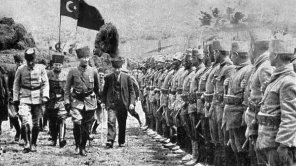 diyanetten-30-agustos-mesaji-ataturk-basta-olmak-uzere-butun-kahramanlarimizi-sukran-ve-minnetle-yad-ediyoruz-1661797759267.jpg Diyanet'ten 30 Ağustos mesajı: Atatürk başta olmak üzere bütün kahramanlarımızı şükran ve minnetle yad ediyoruz - 2