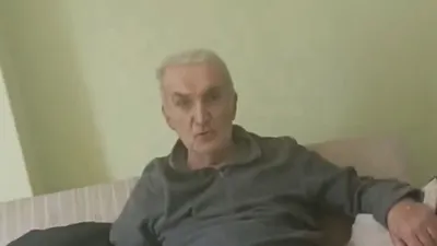 Rapçi Sansar Salvo babasını dövdü