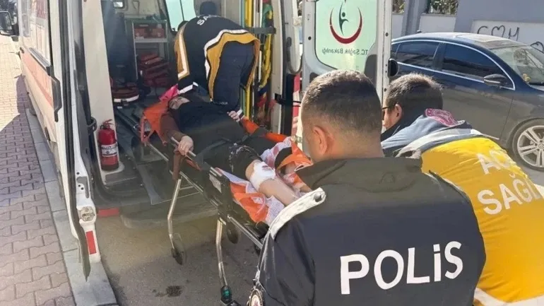 7 aylık hamileyken dizlerinden vuran eşinden şikayetçi olmadı - 1