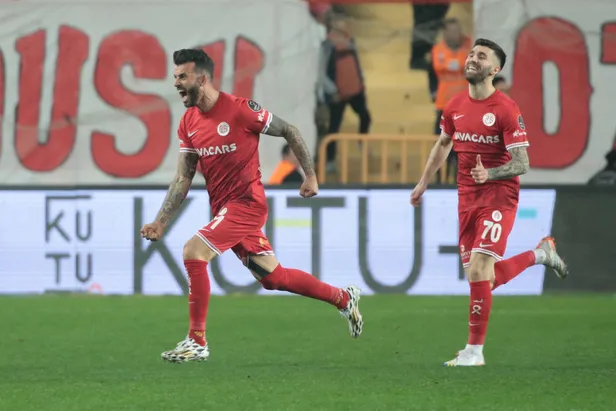 gs-umraniyespor-maci-canli-izle-01-subat-galatasaray-umraniyespor-mucadelesi-full-hd-kesintisiz-canli-takip-li-1675268336852.jpg GS-ÜMRANİYESPOR MAÇ SONUCU | Galatasaray-Ümraniyespor mücadelesi kaç kaç bitti? MAÇ ÖZETİ - 1