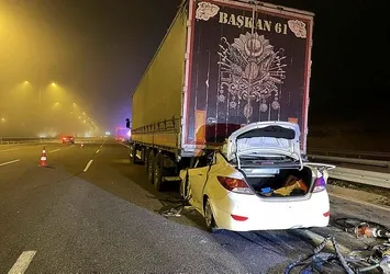 Kocaeli'de korkunç kaza! TIR'ın altına girdi: 1 ölü