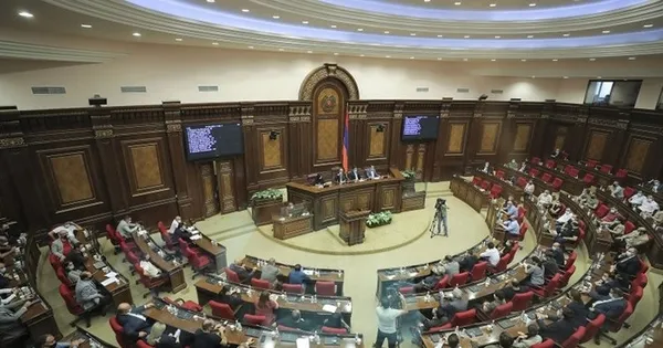 Rusya ve Ermenistan arasındaki ilişkilerde sert rüzgar: Düşmanca bir karar - 1