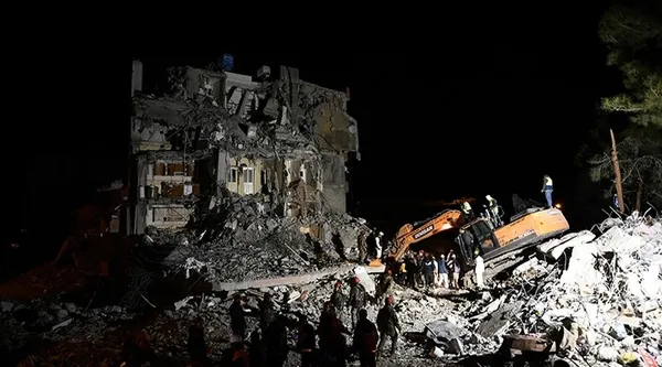 1677867997212.jpg Türkiye'deki depremler hakkında çarpıcı rapor! En çok yıkım nedeni ortaya çıktı! Yıkılan binalar tek tek incelendi... - 3