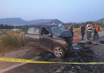 İzmir'de katliam gibi zincirleme kaza! 3 araç birbirine girdi: 5 ölü, 2 yaralı