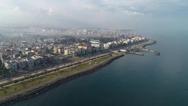 hatay-depremi-sonrasi-iskenderuna-sessizlik-hakim-ilce-havadan-goruntulendi-1676962905603.jpg