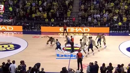 Anadolu Efes Fransa'da uzatmada yıkıldı