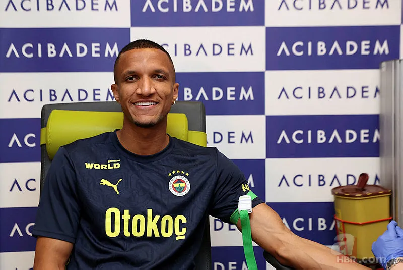 Galatasaray'ın eski yıldızı Fenerbahçe yolunda! Mourinho istedi yönetim harekete geçti 15