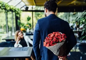 İlk buluşma için çiçek seçerken nelere dikkat edilmeli? (10 İpucu)
