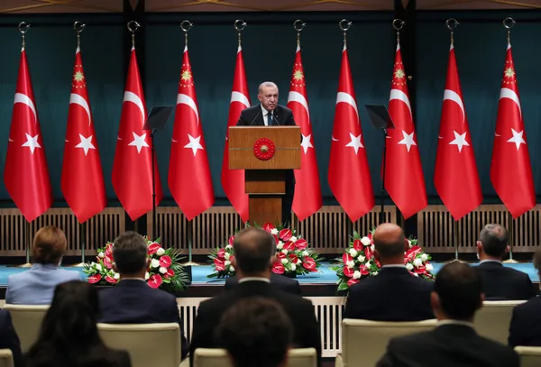 son-dakika-baskan-erdogandan-abdye-kritik-ziyaret-1631175381651.jpg Son dakika: Başkan Erdoğan'dan ABD'ye kritik ziyaret - 1