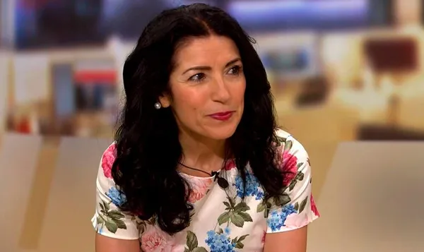 Terör örgütü PKK İsveç hükümetini çıkmaza soktu! PKK’lı vekil Amineh Kakabaveh İsveç Meclisi’ni işlemez hale getirdi