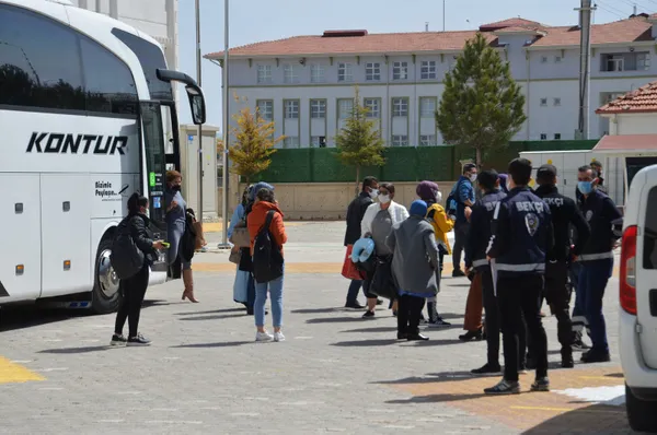 Son dakika | Karaman'da ekipler harekete geçti! 48 yolcu karantinada - 1