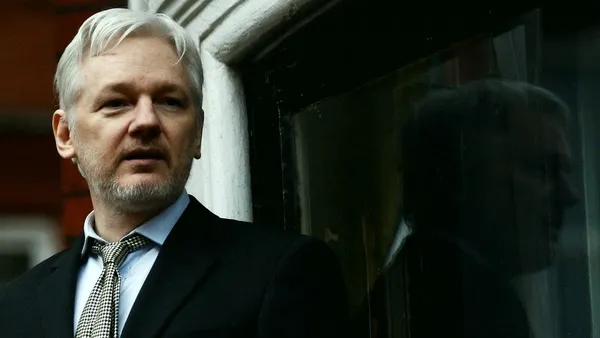 İngiltere’ye Assange’ı ABD’ye iade etmeyin çağrısı
