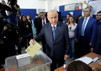 MHP lideri Bahçeli oyunu kullandı
