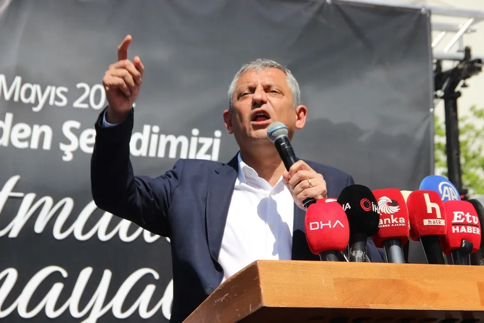 Özgür Özel döneminde CHP’de büyük tasfiye! İhraçlar, disiplin krizleri ve yolsuzluk iddiaları gündemde - 5