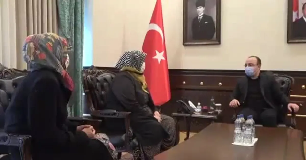 Can Dündar'ın algısı çöktü! Başkan Erdoğan'dan talepte bulunan kadınları Elazığ Valisi Erkaya Yırık misafir etti