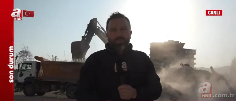 İşte sokak sokak Hatay Defne... Kamyonların biri gidiyor biri geliyor 3