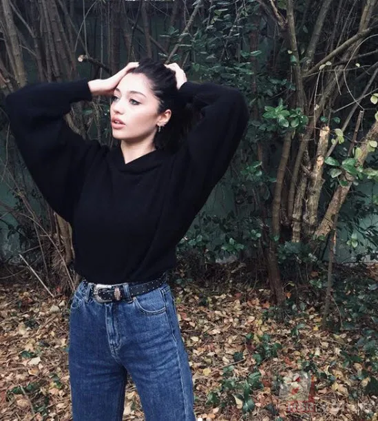 Doğduğun Ev Kaderindir'in Yasemin'i Kayra Zabcı bakın kaç yaşında çıktı 3