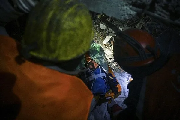 Madenciler Gülsüm’ü 90 saat sonra kurtardı: Domuz damı devreye sokuldu