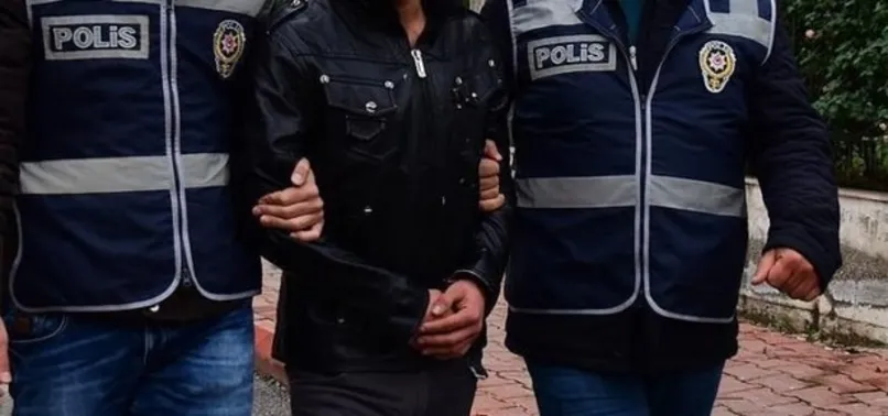 15 asker gözaltına alındı