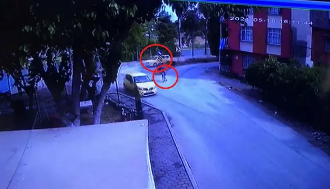 Adana'da taksi nehir kenarındaki iki kişinin üzerine böyle düştü - 2
