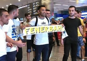 Marco Fabian Fenerbahçe için geldi!