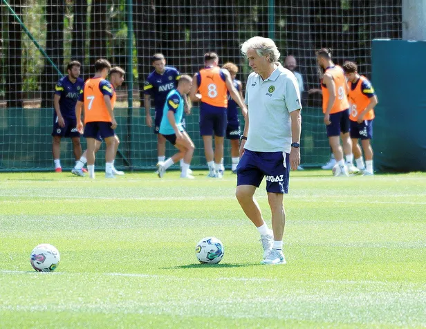 dinamo-kiev-fenerbahce-maci-ne-zaman-2022-uefa-sampiyonlar-ligi-2-on-eleme-turu-fb-maci-hangi-kanalda-1658144872616.jpg Dinamo Kiev Fenerbahçe maçı ne zaman? 2022 UEFA Şampiyonlar Ligi 2. ön eleme turu FB maçı hangi kanalda? - 3