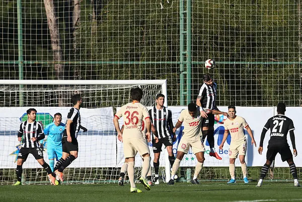 Galatasaray Altay hazırlık karşılaşmasında gol yağmuru