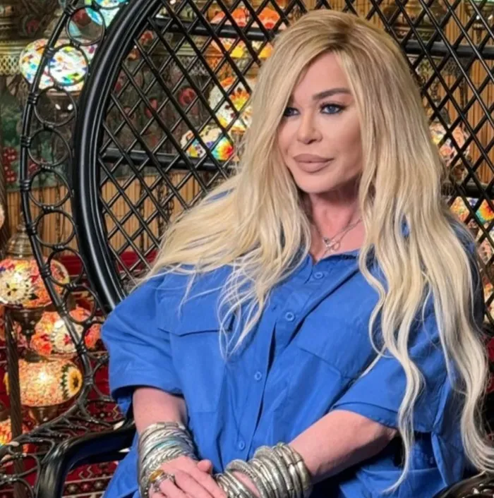 zerrin-ozer-50-yillik-sarkisina-yapay-zeka-ile-klip-cekti-1743416416034.jpg Kaynak: Instagram