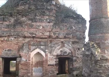 100 yıldır "ezana hasret" Osmanlı camisi
