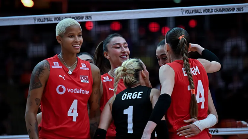 Milli gurur parkede: Filenin Sultanları ABD ile çeyrek finalde! Türkiye - ABD voleybol maçı saat kaçta, hangi kanalda?