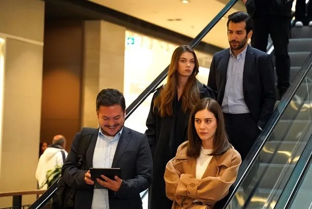 YALI ÇAPKINI 31. bölüm fragmanı yayınlandı mı? Yalı Çapkını 30. bölüm de neler oldu? Seyran ve Ferit boşanma kağıtlarını imzaladı!