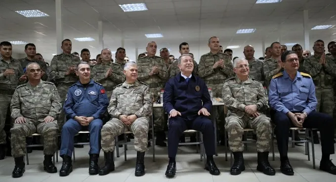 Bakan Akar ve TSK Komuta kademesinden sürpriz ziyaret - 3