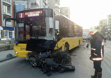 Kadıköy'de feci kaza: Ölü ve yaralılar var!
