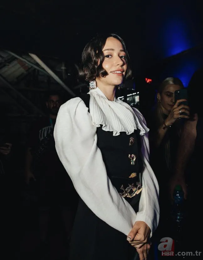 40 milyona almıştı! İşte Zeynep Bastık’ın Urla’daki ultra lüks evi 3