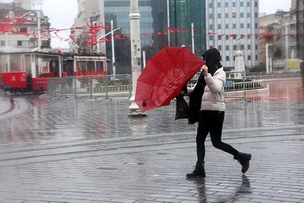 Uyarılar peş peşe gelmişti! İstanbul'da kar yağışı başladı! Sıcaklıklar eksilere düşüyor | 12 Ocak İstanbul, Ankara, İzmir hava durumu - 5