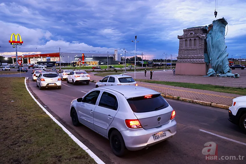 Şiddetli rüzgar vurdu: Brezilya'nın Özgürlük Heykeli yere çakıldı 4