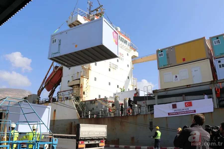 Katar’ın Türkiye’ye depremzedeler için gönderdiği yaşam konteynerleri taşıyan İskenderun’a ulaştı 13