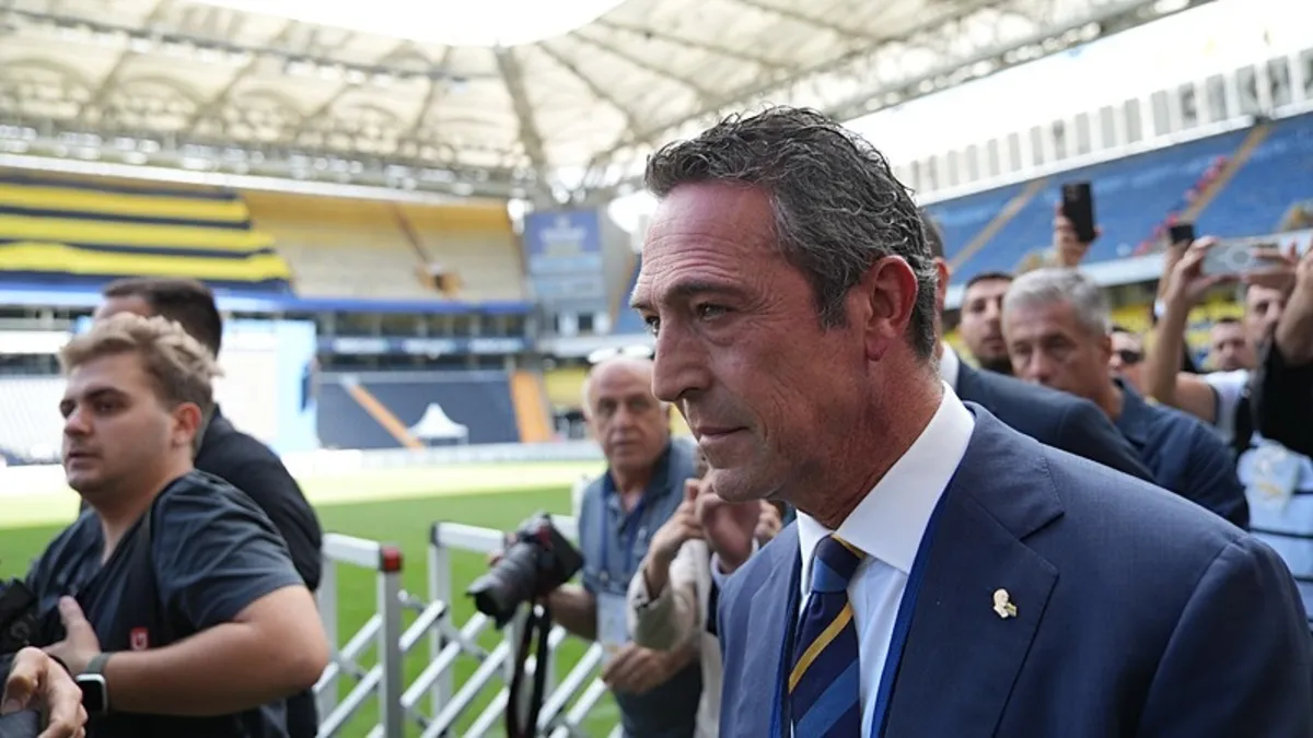 Fenerbahçe'de oy çokluğuyla Ali Koç ve yönetimi ibra edildi