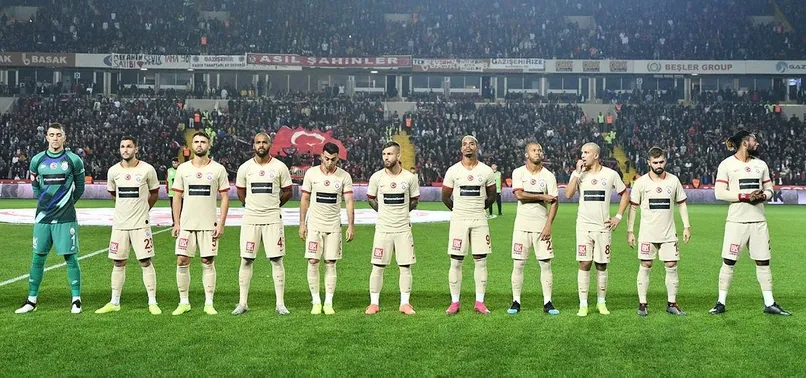 Galatasaray'dan 10 Kasım için özel forma